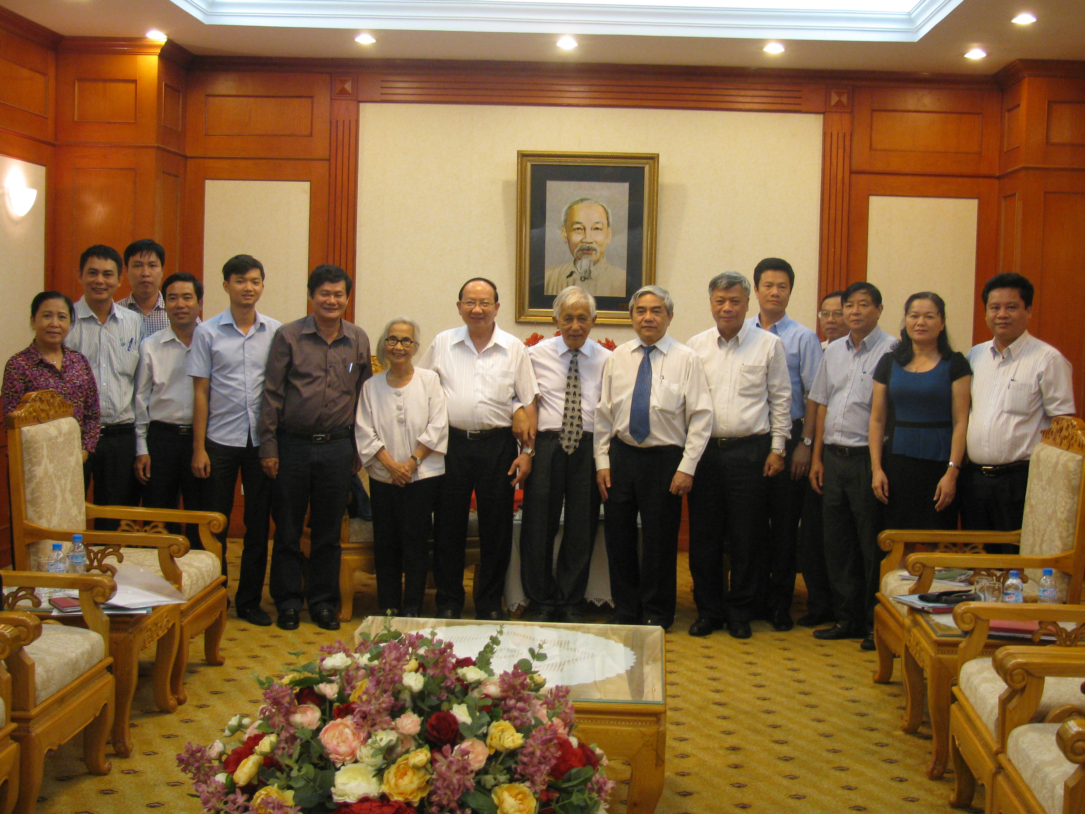 Bộ trưởng Nguyễn Quân tiếp GS Trần Thanh Vân